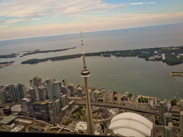 Toronto CN Tower tour – 1 hour 30 minutes